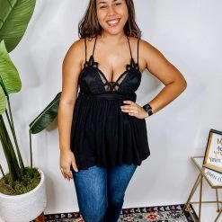 Iris & Rainbow Boutique #N363 Crochet Lace Cami (Plus)