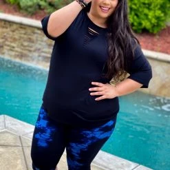 Boutique Simplified Laser Cut Tunic In Black