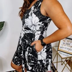 Iris & Rainbow Boutique #N352 Black Tie Flower Dress New Arrivals