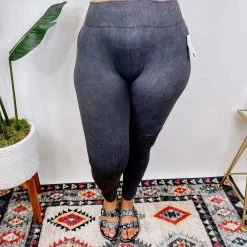 Iris & Rainbow Boutique New Arrivals #514 Vintage Knee Shirring Legging (Charcoal)