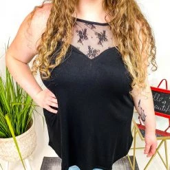 Iris & Rainbow Boutique New Arrivals #M931 Infinity Lace Top