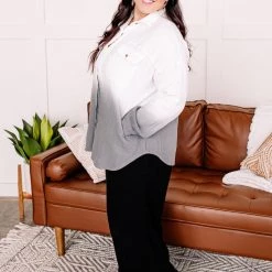 Iris & Rainbow Boutique #L963 Born To Make You Happy (Stone)