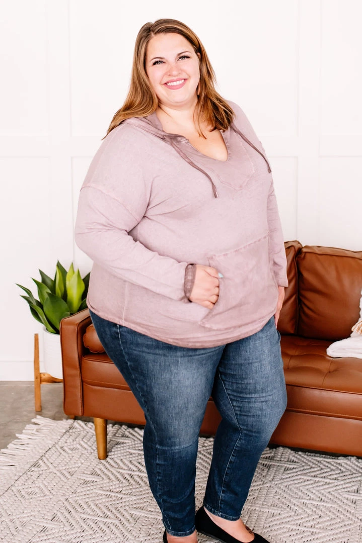 Iris & Rainbow Boutique New Arrivals L902 I'm Feeling My Best Self Judy Blue Tummy Control Jeans 8 Iris & Rainbow Boutique New Arrivals L902 I'm Feeling My Best Self Judy Blue Tummy Control Jeans