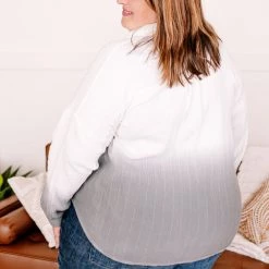 Iris & Rainbow Boutique #L963 Born To Make You Happy (Stone)