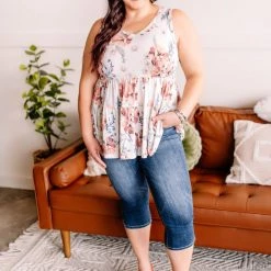 Iris & Rainbow Boutique #L974 It's High Time Capri Judy Blue Jeans New Arrivals