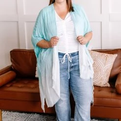 No Ship Drop Ship New Arrivals Pick Up Line Ruched Top In White