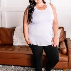 No Ship Drop Ship New Arrivals The Last Capri Leggings You'll Ever Need In Energetic Black (with Pockets!)