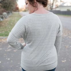 No Ship Drop Ship Skip The Line Top In Iced Gray New Arrivals