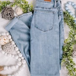 No Ship Drop Ship New Arrivals Step Into The Lightwash Judy Blue Jeggings