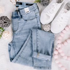 No Ship Drop Ship New Arrivals Step Into The Lightwash Judy Blue Jeggings