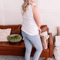 No Ship Drop Ship New Arrivals Step Into The Lightwash Judy Blue Jeggings