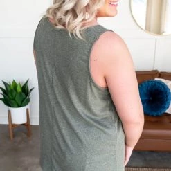 No Ship Drop Ship Playing The Field Green Sleeveless Top New Arrivals