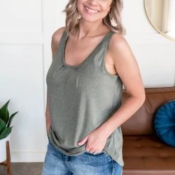 No Ship Drop Ship Playing The Field Green Sleeveless Top New Arrivals