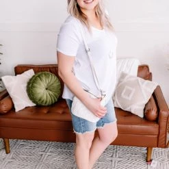 No Ship Drop Ship En Pointe V Neck Knit Top In White 25 No Ship Drop Ship En Pointe V Neck Knit Top In White