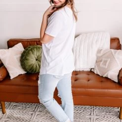 No Ship Drop Ship En Pointe V Neck Knit Top In White 29 No Ship Drop Ship En Pointe V Neck Knit Top In White