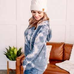 No Ship Drop Ship New Arrivals Nowhere To Hide Tie Dye Top In Vintage Blue