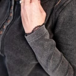 Iris & Rainbow Boutique #L958 I Turn To You (Black) New Arrivals