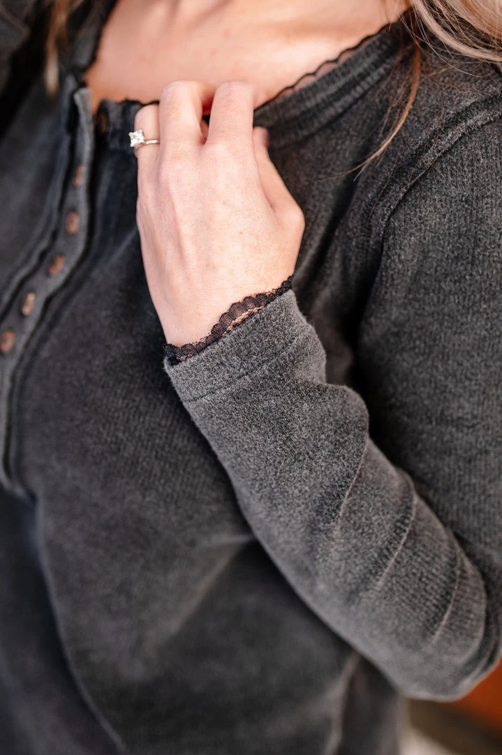 Iris & Rainbow Boutique #L958 I Turn To You (Black) New Arrivals 3 Iris & Rainbow Boutique #L958 I Turn To You (Black) New Arrivals