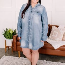 No Ship Drop Ship New Arrivals Worn Around The Edges Tunic In Denim