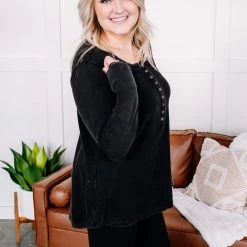 Iris & Rainbow Boutique #L958 I Turn To You (Black) New Arrivals 11 Iris & Rainbow Boutique #L958 I Turn To You (Black) New Arrivals