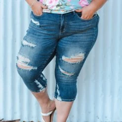 Boutique Simplified My Best Life Judy Blue Capris New Arrivals