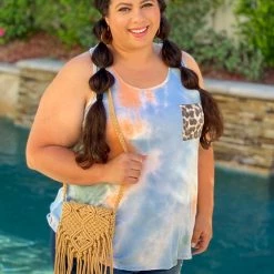 Boutique Simplified Bow-tiful Tank