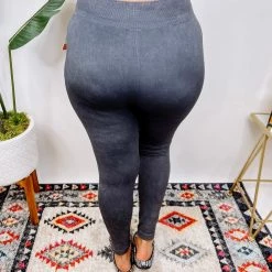 Iris & Rainbow Boutique New Arrivals #514 Vintage Knee Shirring Legging (Charcoal)