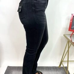 Iris & Rainbow Boutique #M929 Middle Of The Night Zenana Jeans