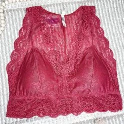 Iris & Rainbow Boutique New Arrivals #M848 Hourglass Back Lace Bralette (Rose)