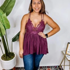 Iris & Rainbow Boutique #N361 Crochet Lace Cami (Regular) New Arrivals