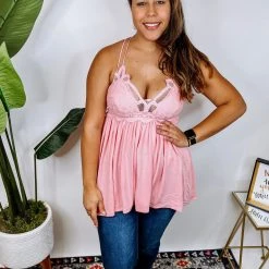 Iris & Rainbow Boutique #N361 Crochet Lace Cami (Regular) New Arrivals