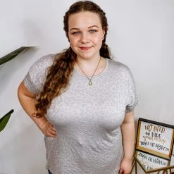 Iris & Rainbow Boutique #M989 Ready To Escape Leopard Top