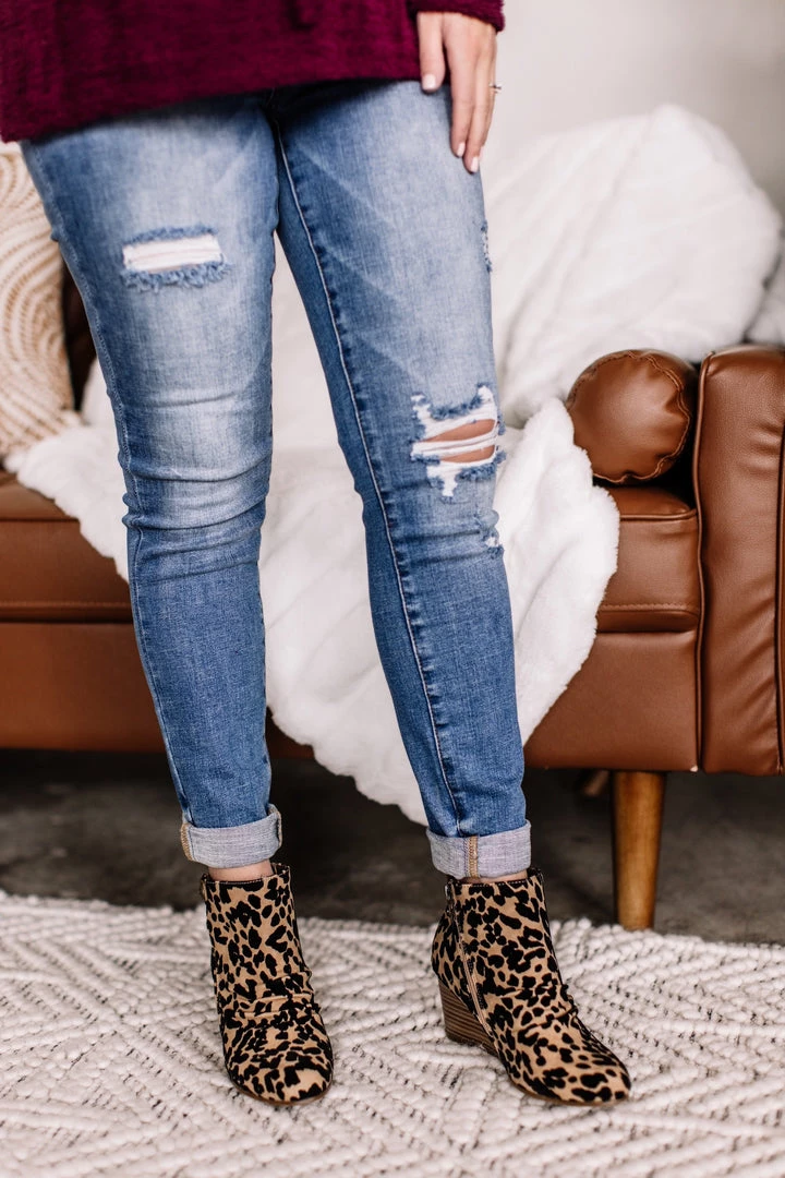 No Ship Drop Ship New Arrivals Berrey Sahara WildCat Grasslands Blow Fish Bootie 7 No Ship Drop Ship New Arrivals Berrey Sahara WildCat Grasslands Blow Fish Bootie