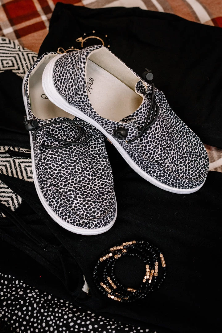 No Ship Drop Ship New Arrivals Corky's Black Leopard Kayak 4 No Ship Drop Ship New Arrivals Corky's Black Leopard Kayak