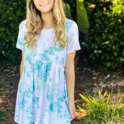 Boutique Simplified Hint Of Paisley Tie Dye Babydoll Top New Arrivals