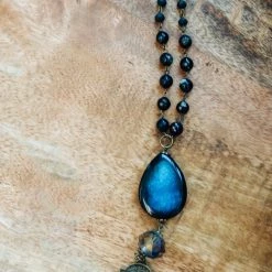 Iris & Rainbow Boutique New Arrivals #H581 Mother Mary Necklace