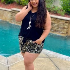 Boutique Simplified Beautiful Everyday Front Tie Tank