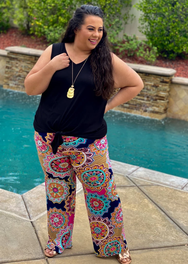 Boutique Simplified Medallion In Bloom Palazzo Pants 7 Boutique Simplified Medallion In Bloom Palazzo Pants