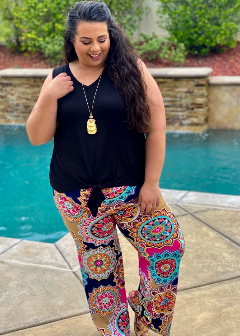 Boutique Simplified Medallion In Bloom Palazzo Pants 4 Boutique Simplified Medallion In Bloom Palazzo Pants