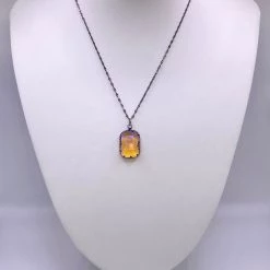 Iris & Rainbow Boutique New Arrivals #M136 Melania Clara - Necklace Rainbow Gunmetal