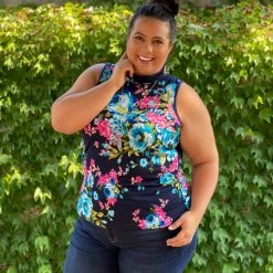 Boutique Simplified Everyday Essentials Tank In Floral New Arrivals