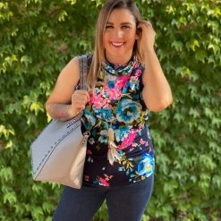 Boutique Simplified Everyday Essentials Tank In Floral New Arrivals