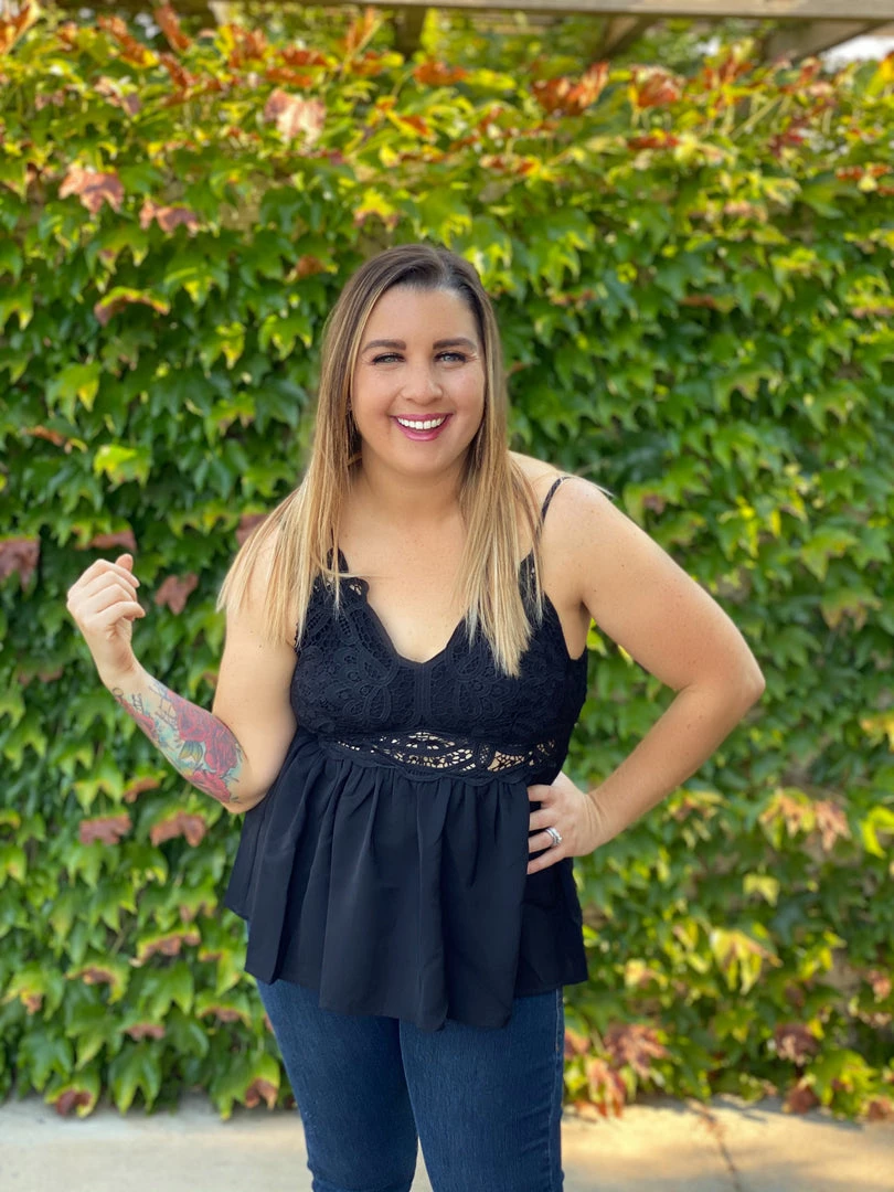 Boutique Simplified Opal Lace Trim Cami Top In Black 7 Boutique Simplified Opal Lace Trim Cami Top In Black