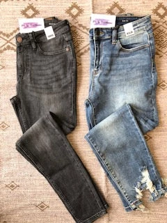 Iris & Rainbow Boutique #352 Hailey's Dark Grey Judy Blue Skinny Jeans New Arrivals