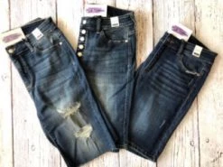 Iris & Rainbow Boutique #384 Ready For Summer Bermuda Shorts