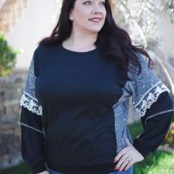 Boutique Simplified New Arrivals Moonstruck Laced Bubble Sleeve