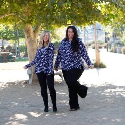 Boutique Simplified Navy And Daisy Long Sleeve Top