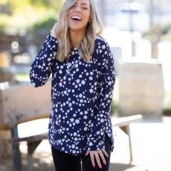 Boutique Simplified Navy And Daisy Long Sleeve Top