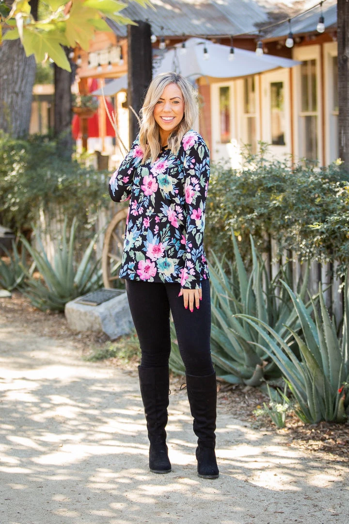 Boutique Simplified New Arrivals Botanical Goddess Criss Cross Top 7 Boutique Simplified New Arrivals Botanical Goddess Criss Cross Top