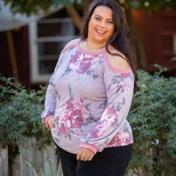 Boutique Simplified Totally Smitten Cold Shoulder New Arrivals